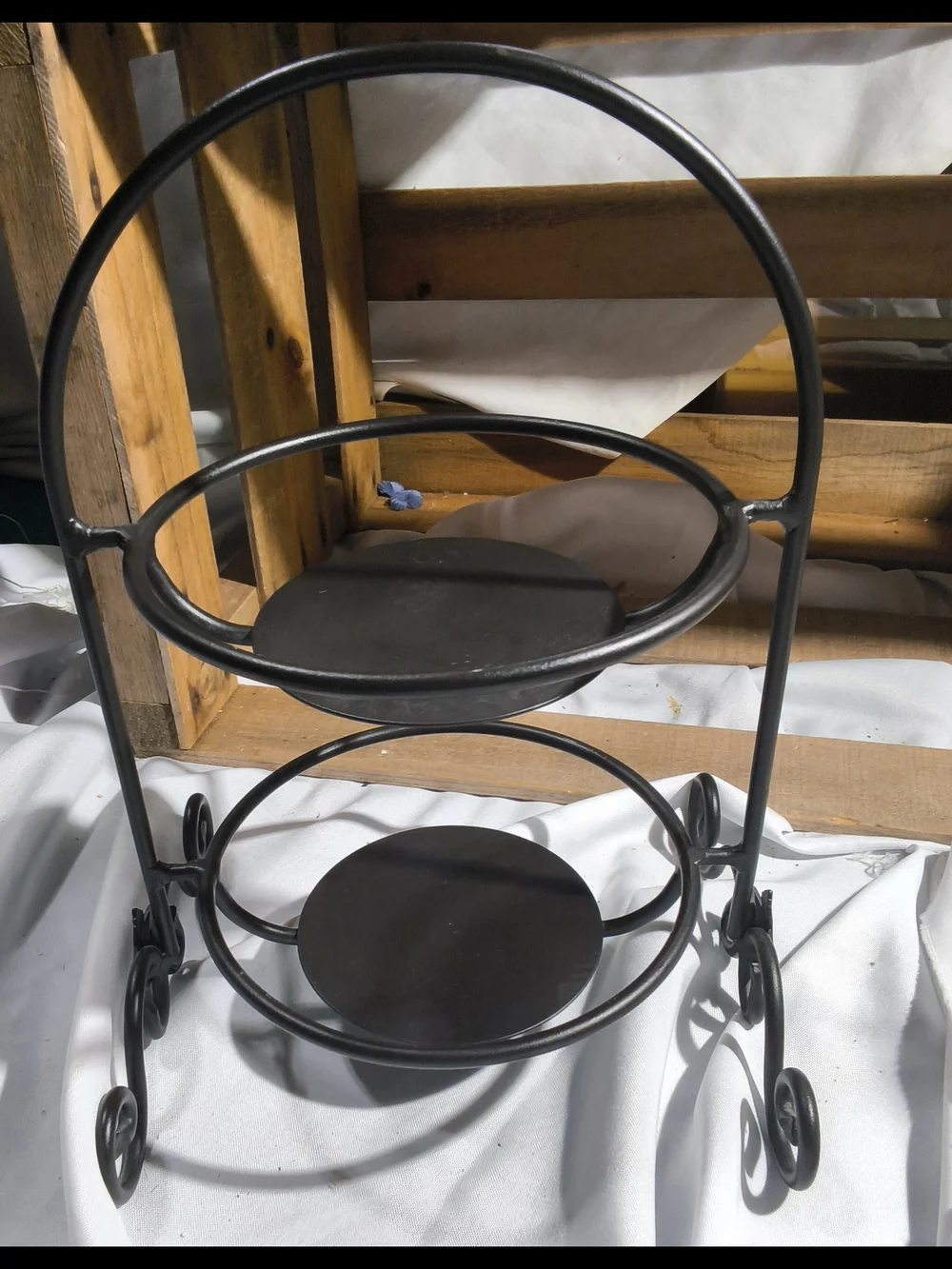 Longaberger Red Two-Tier Ceramic Serving Stand